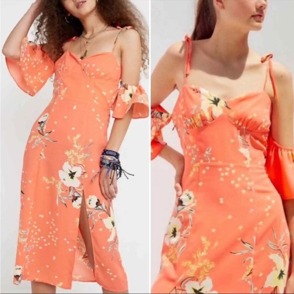 Size small Urban Outfitters Boardwalk Floral Midi dress in Peach Coral.